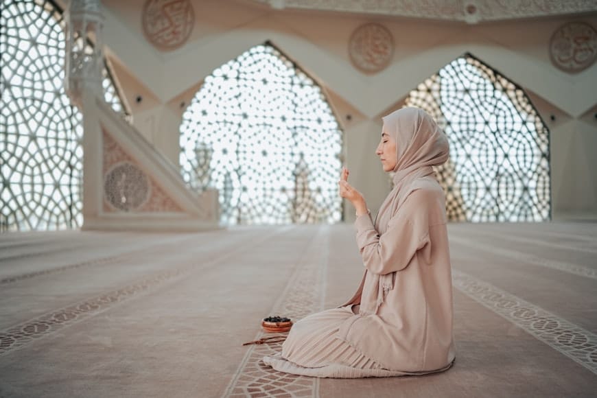 Belajar Tawakal: Antara Usaha dan Percaya pada Allah